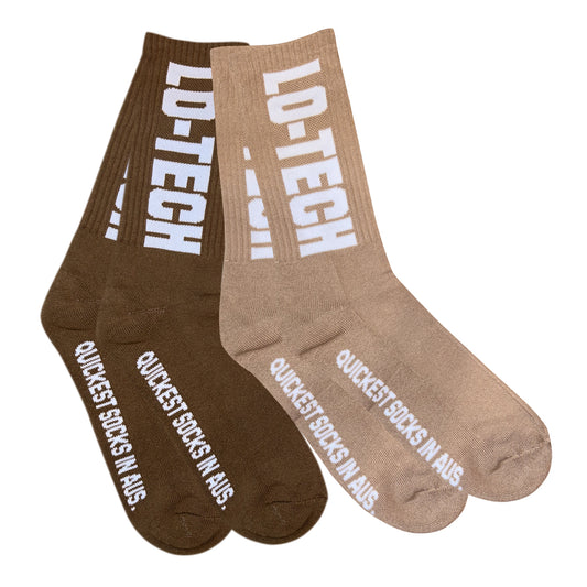 LO-TECH (BASIC B*TCH BROWN SOCKS)
