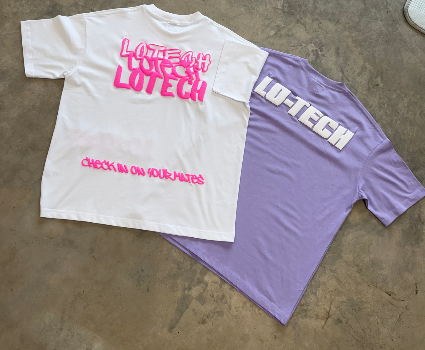 Lotech Lilac tee